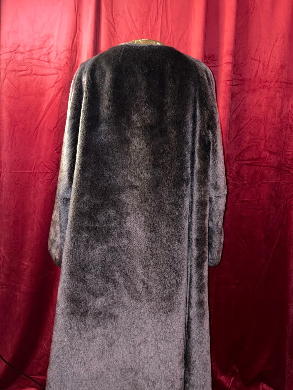 Russel Taylor Vintage Long Gray Faux Fur Trench Coat - Picture 3 of 4